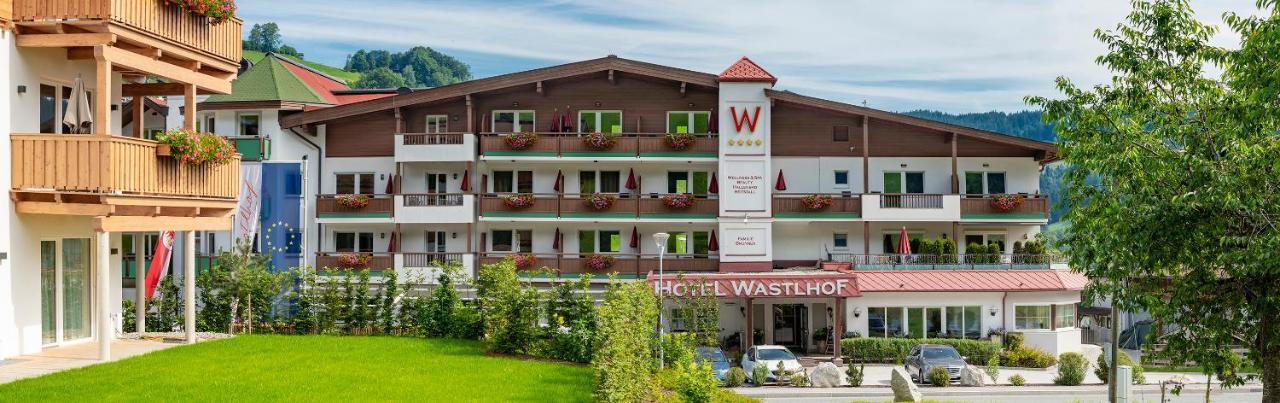 Hotel & Alpin Lodge Der Wastlhof ニーデラウ エクステリア 写真