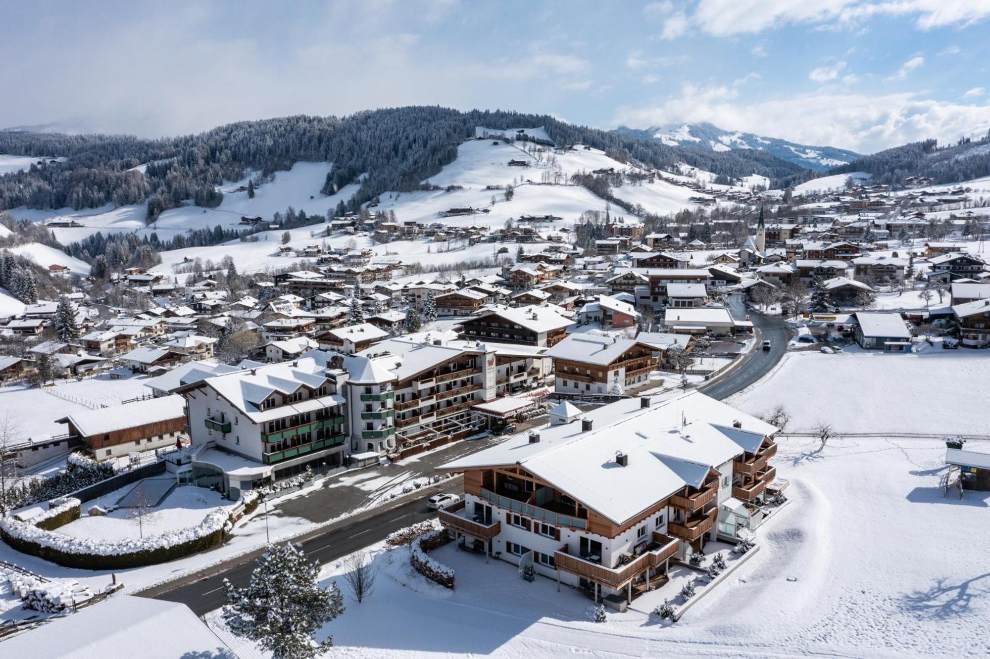 Hotel & Alpin Lodge Der Wastlhof ニーデラウ エクステリア 写真