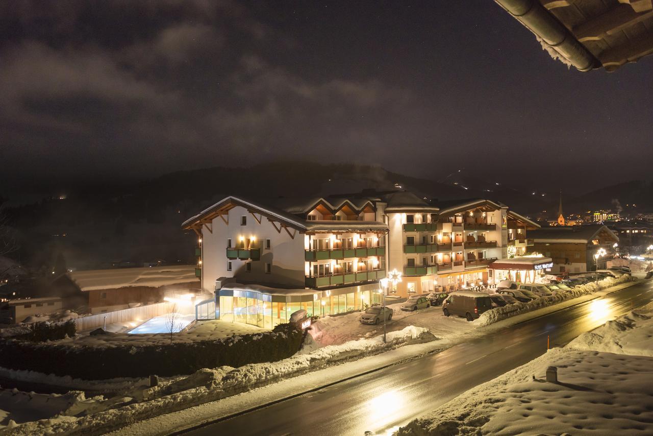 Hotel & Alpin Lodge Der Wastlhof ニーデラウ エクステリア 写真