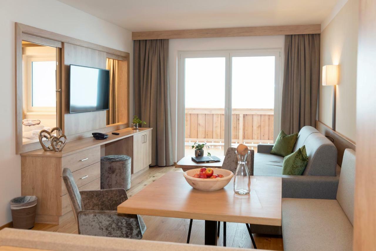 Hotel & Alpin Lodge Der Wastlhof ニーデラウ エクステリア 写真