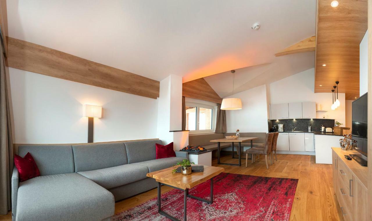 Hotel & Alpin Lodge Der Wastlhof ニーデラウ エクステリア 写真