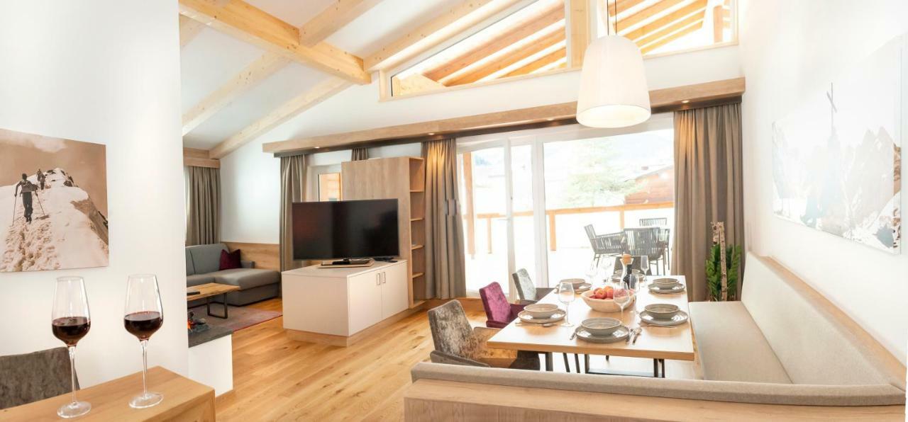 Hotel & Alpin Lodge Der Wastlhof ニーデラウ エクステリア 写真